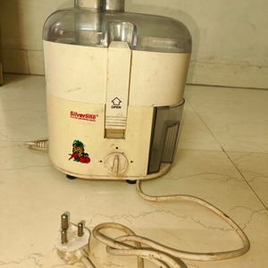 Juicing Mixer / Juice Making Machine / Old