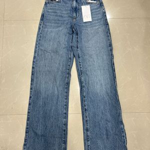 ZARA straight Fit Denim