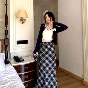 ✨y2k long japanese skirt ✨