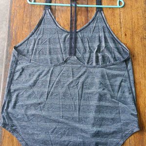 DRI-FIT NIKE ACTIVE SLEEVELESS WEAR