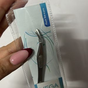 Vega Tweezer