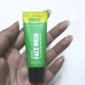 PHY GREEN TEA FACE WASH