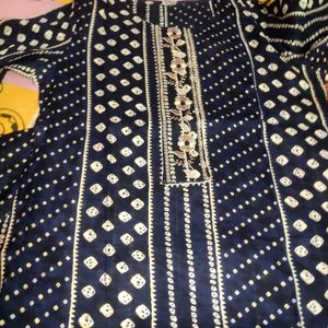 Tag New Embroidered Kurtas