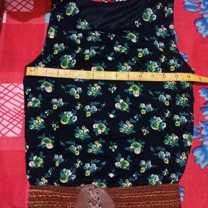 Crepe Printed Crop Top With Attached Belt