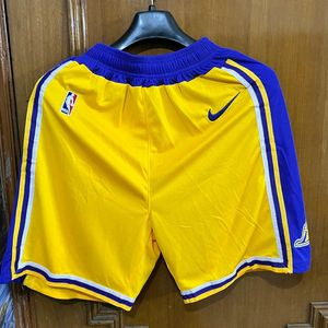 LAKERS NIKE  YELLOW BASKETBALL SHORTS