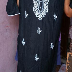 Combo Of Kurti And Jutti