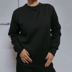 Black Sweatshirt