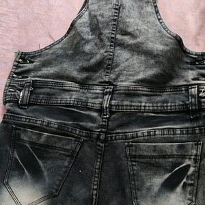 Dungaree