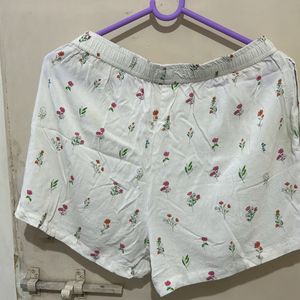 Women White Floral Shorts