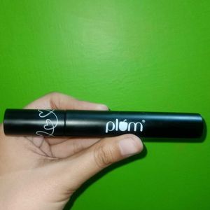 Plum Mascara + Freebie