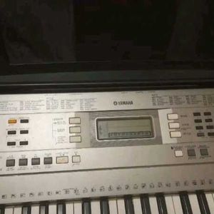 Yamaha Keyboard Piano Perfect Condition