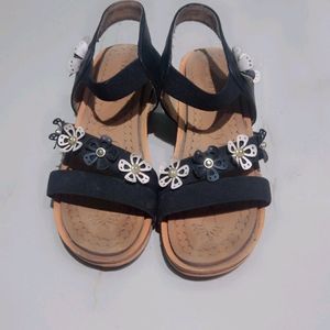 Flats & Sandals For Women