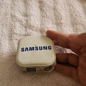 Samsung Charger