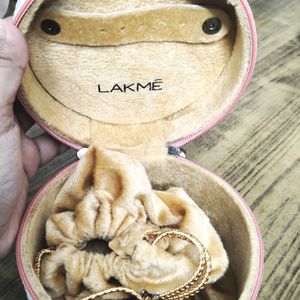 Lakme Round Trinket Box