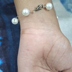 White Beads Bracelet