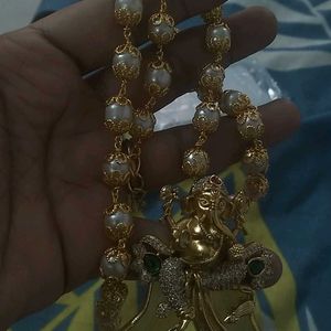 Tiger nail With Pearl Cap Mala Ganesh Pendant