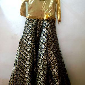 Offer!! Women's Banarasi Silk Brocade Gown