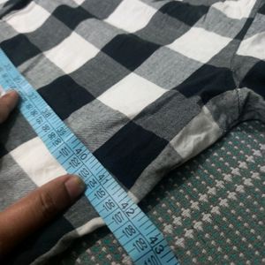 Black&white Checked Shirt (XXL size)