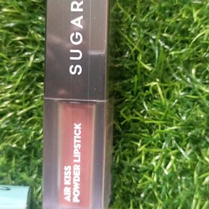 SUGAR AIR KISS POWDER LIPSTICK