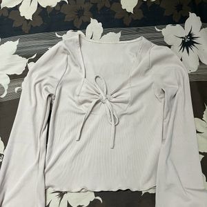 Knot Fitted Top