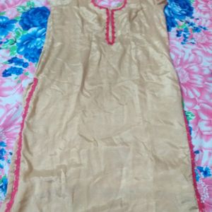 ladies salwar suit with heavy chuni