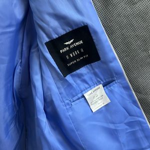 Original park avenue Blazer brand new condition