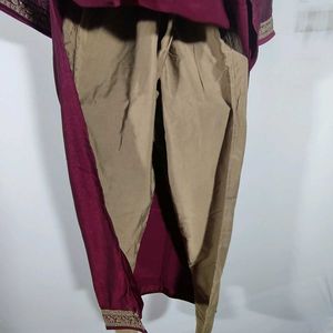 Maroon And Beige Kurta Set (Women's)