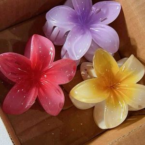 Flower claw Clips - medium