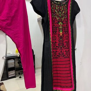 New Magenta Kurta With Leggings