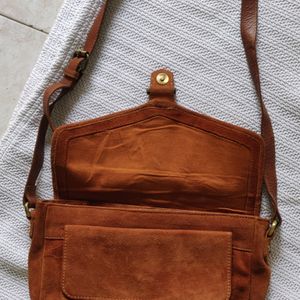 SHOULDER BAG/SLING BAG