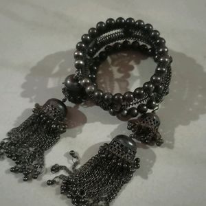 Pair Of Earring And Bracelet