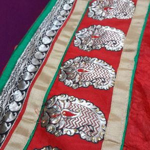 Beautiful Saree With Heavy Border