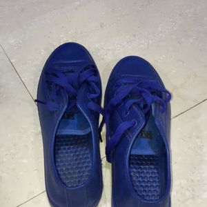 New Fashionable Blue Shoes Boys Men