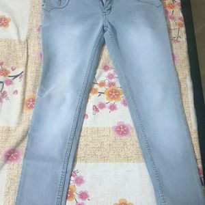 Brand Denim Jeans Like New , Wear 2 Or 3 Times Onl