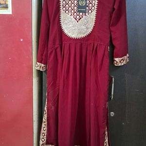 Beautiful festive Wear NEW Nairacut kurti Set