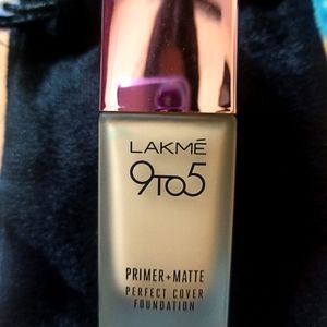 Lakme 9to5 Primer+Matte Perfect Cover Foundation