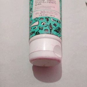 Blossom kochhar aroma magic aloevera sunscreen gel