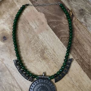 Emerald Green Colour Necklace