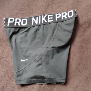 Nike Pro Dri Fit Yoga Shorts