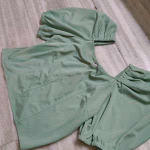 Selling A Peach Sea Green Colour Top