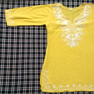 Chikankari Short Kurti