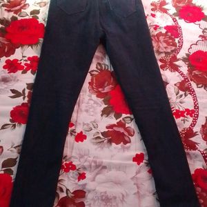 Skinny Damage Jeans