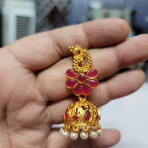 Jhumka With Pearls