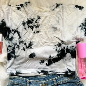 Cute tiedye top🎧