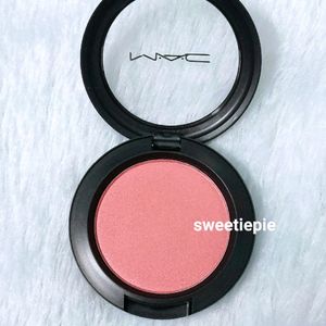 MAC SHEERTONE SHIMMER BLUSH