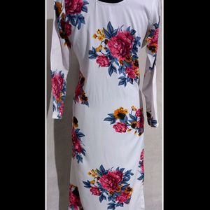 4 Bust Flower Print Long Kurti Pajama With Dupatta