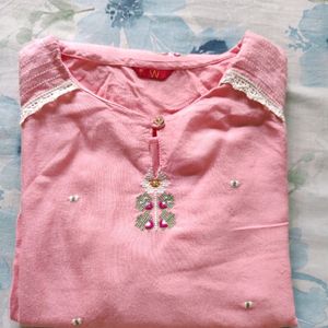 Women Pink Kurta