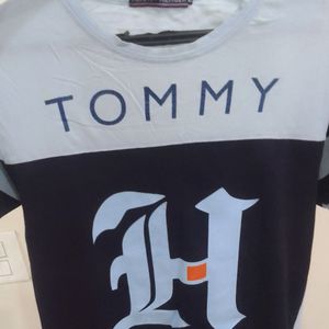 Tommy Hilfiger T-SHIRT SIZE XXL