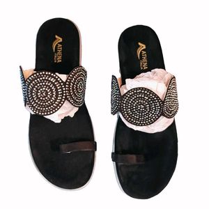 Women Black Fancy Flats