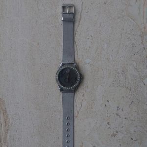 Quality Watch With Metal Strap